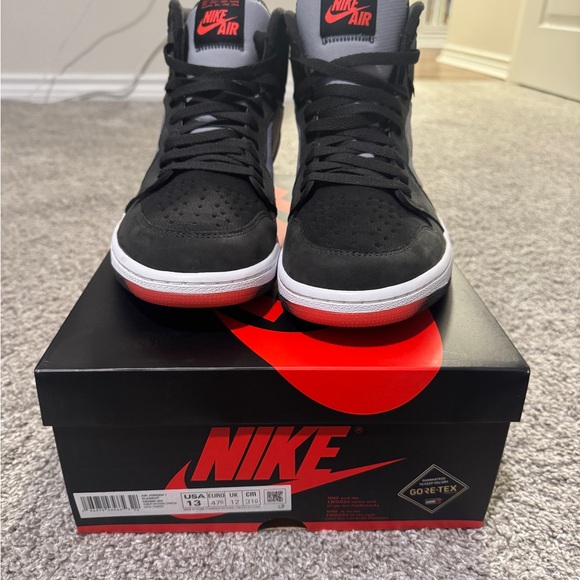 Nike Jordan 1 Element Gore-Tex “Black Infrared” - Picture 2 of 7